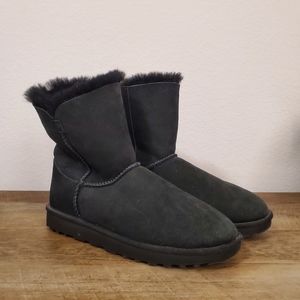 Kirkland Signature Winter boots